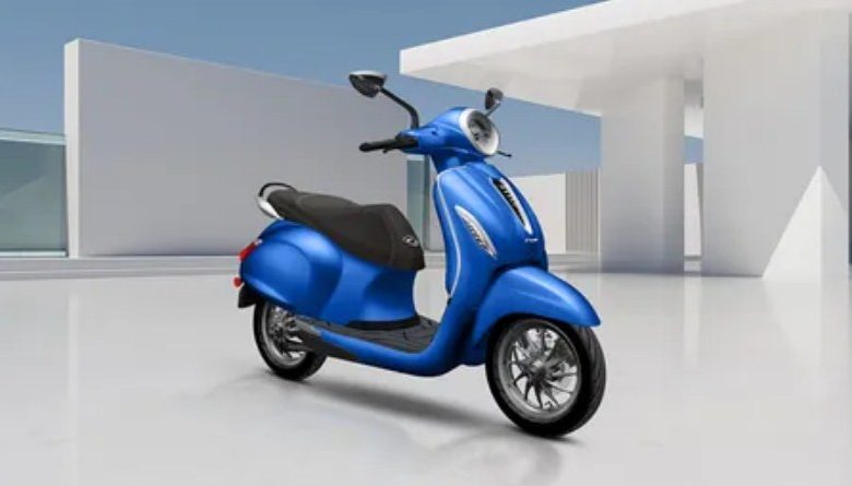 Bajaj ला रही New Chetak Electric Scooter! ये चीजें हो सकती हैं updated