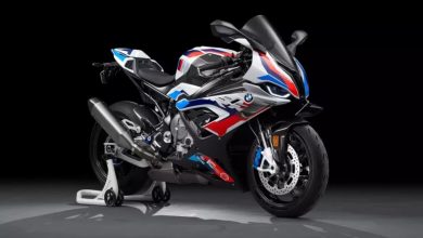 BMW M 1000 RR: टोयोटा फॉर्च्यूनर से भी तेज बाइक, टोयोटा फॉर्च्यूनर से ज्यादा कीमत के साथ 3 सेकंड में 100 किमी प्रति घंटे की रफ्तार छूती है