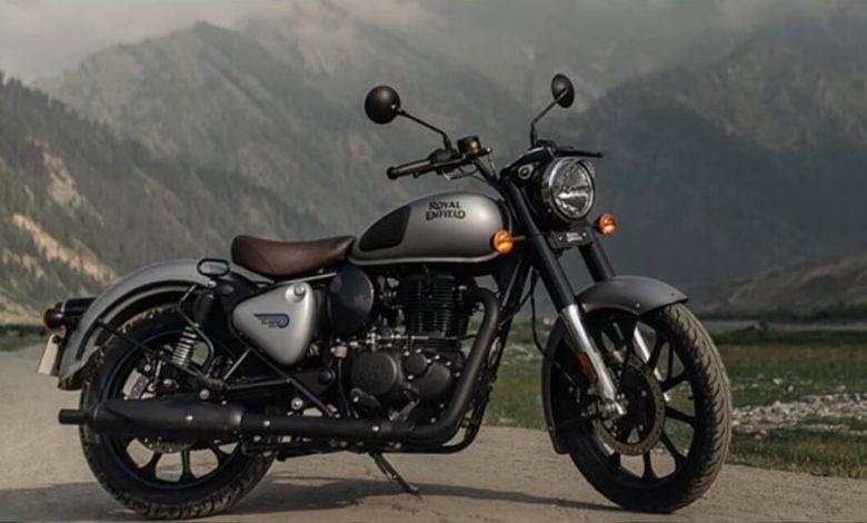 Royal Enfield Classic 350 November में सबसे ज्यादा बिकने वाली bike बनकर उभरी, रिकॉर्ड 30,264 यूनिट्स बिकीं