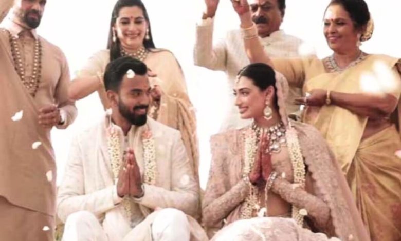 शादी के 1 साल बाद, Athiya Shetty और KL Rahul ने अपने वेडिंग का अनसीन वीडियो साझा किया; बोले- 'तुम्हें ढूंढना घर आने जैसा'